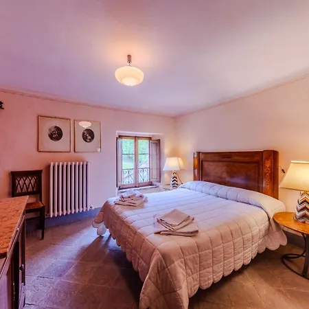 Lequerce - Timeless Retreat In Italian Hills Villa *