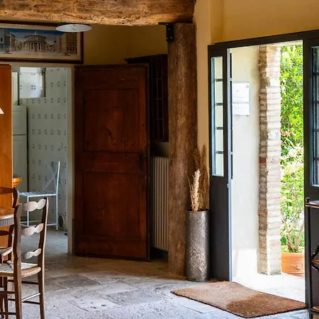 Lequerce - Timeless Retreat In Italian Hills