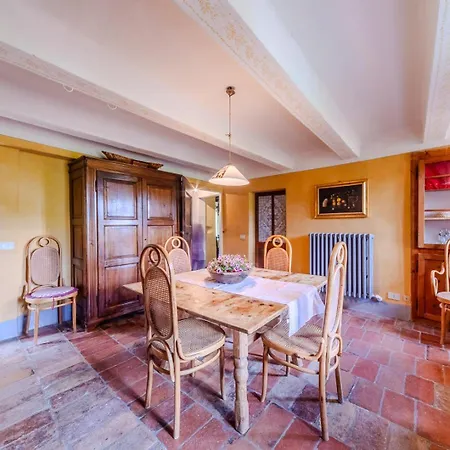 Lequerce - Timeless Retreat In Italian Hills Villa *