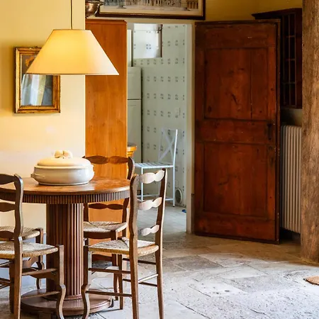 Villa Lequerce - Timeless Retreat In Italian Hills *