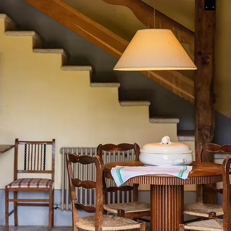 Lequerce - Timeless Retreat In Italian Hills