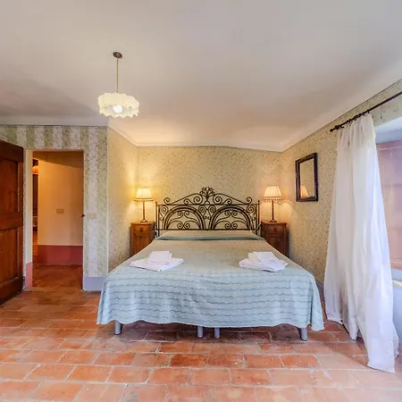 Villa Lequerce - Timeless Retreat In Italian Hills *