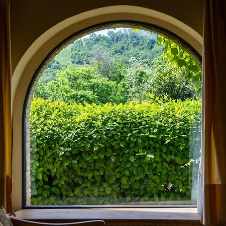 Lequerce - Timeless Retreat In Italian Hills * Pieve di Carpegna
